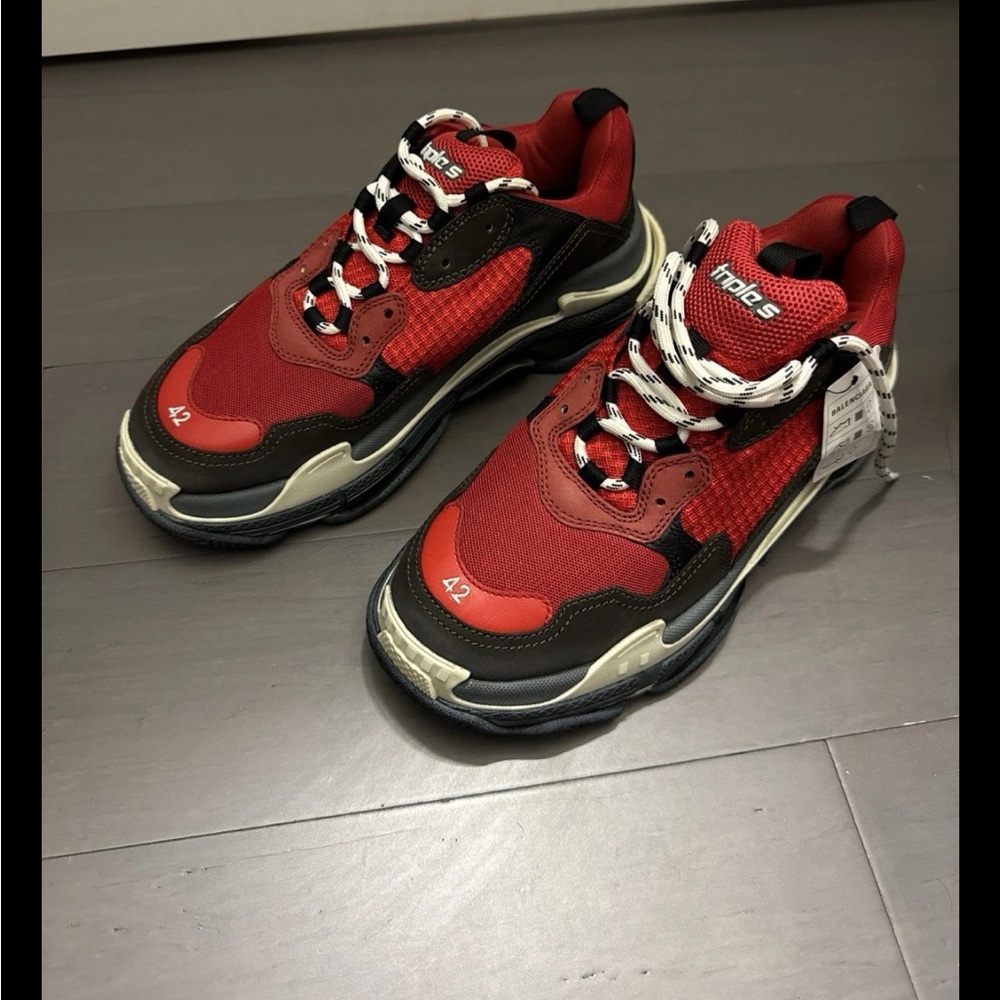 Balenciaga triple S sneaker Black Red Men’s Size 9